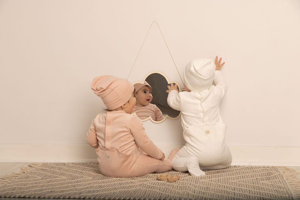 Puffed B Footie with Hat White