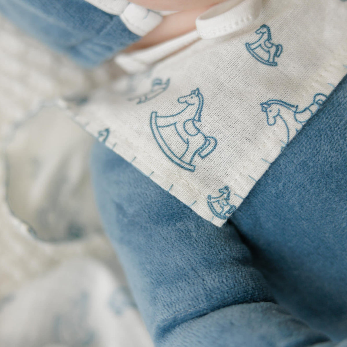 Horse Bib Footie [472W271B]