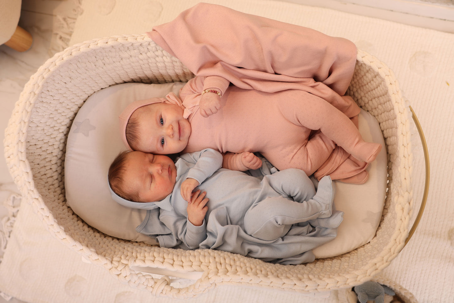 Wrap w/ Chiffon Ribbon Footie, Bonnet and Blanket