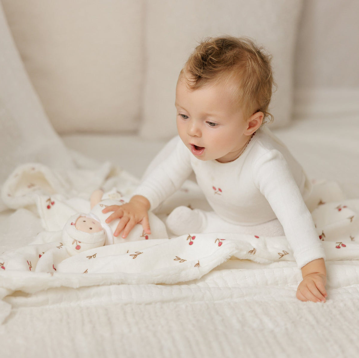 Bud Footie and Hat Set [71W272G]